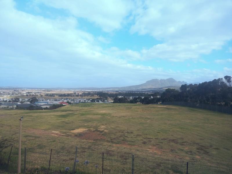 1 Bedroom Property for Sale in Gordons Bay Western Cape